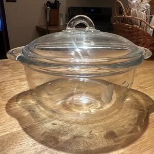 Princess house Heritage 2 quart Casserole Dish with Lid